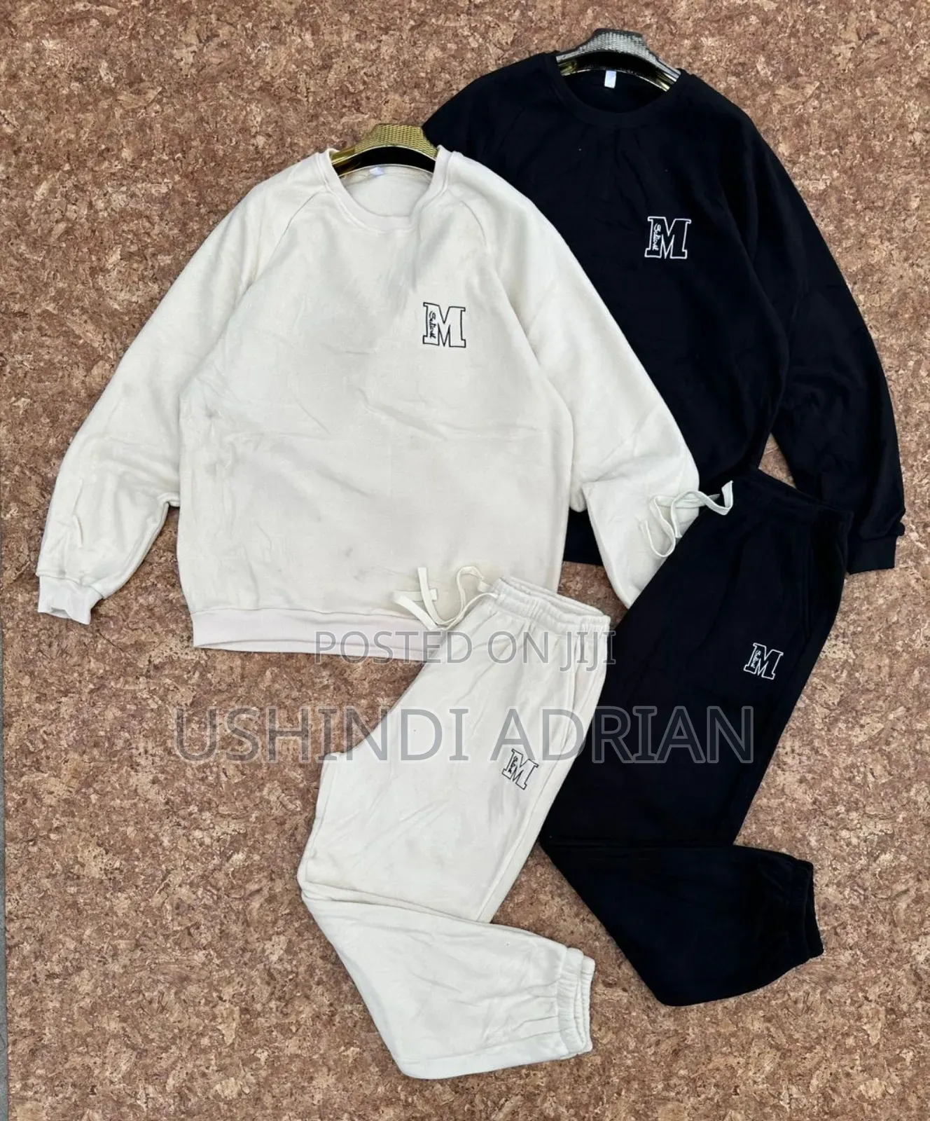 Urban Flex Tracksuit–Kwa Mitindo Ya Casual, Sporty Na City Vibe.