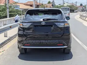 Toyota Harrier Hybrid Premium 2014 Black