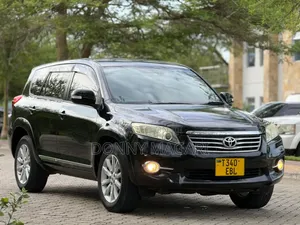 Toyota Vanguard 2011 Black