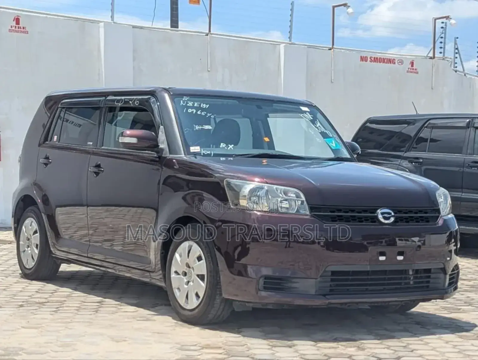 Toyota Corolla Rumion Hatchback 1.8 AWD 2010 Black