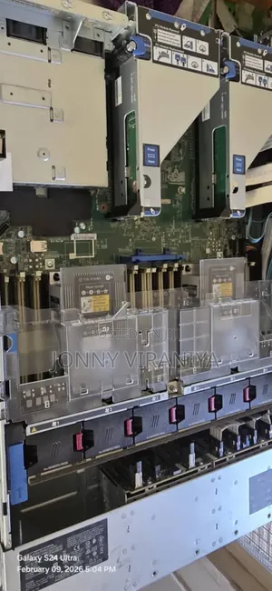 Server HP ProLiant DL 1GB Intel Xeon HDD 16 GB