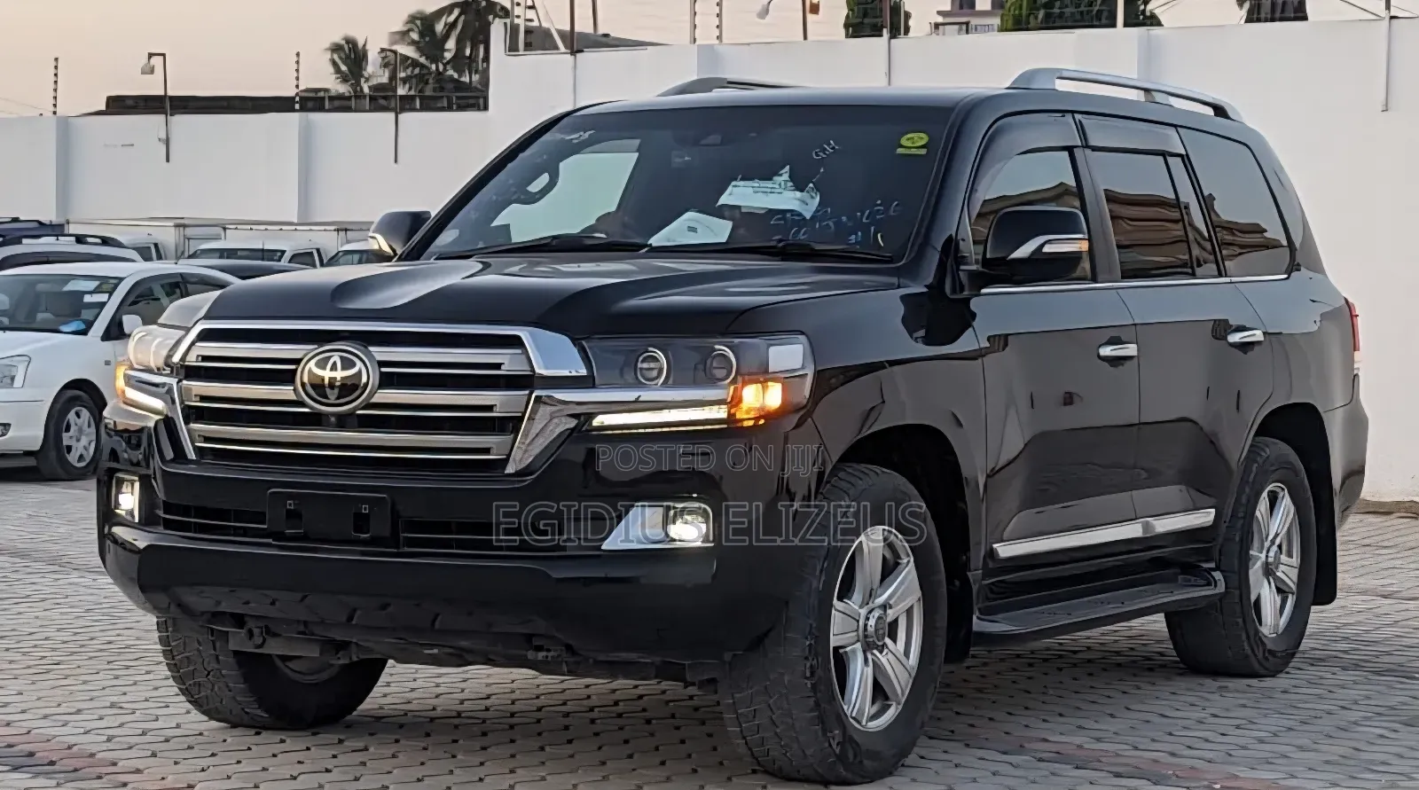 Toyota Land Cruiser 2016 Black