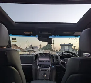 Toyota Land Cruiser 2016 Black