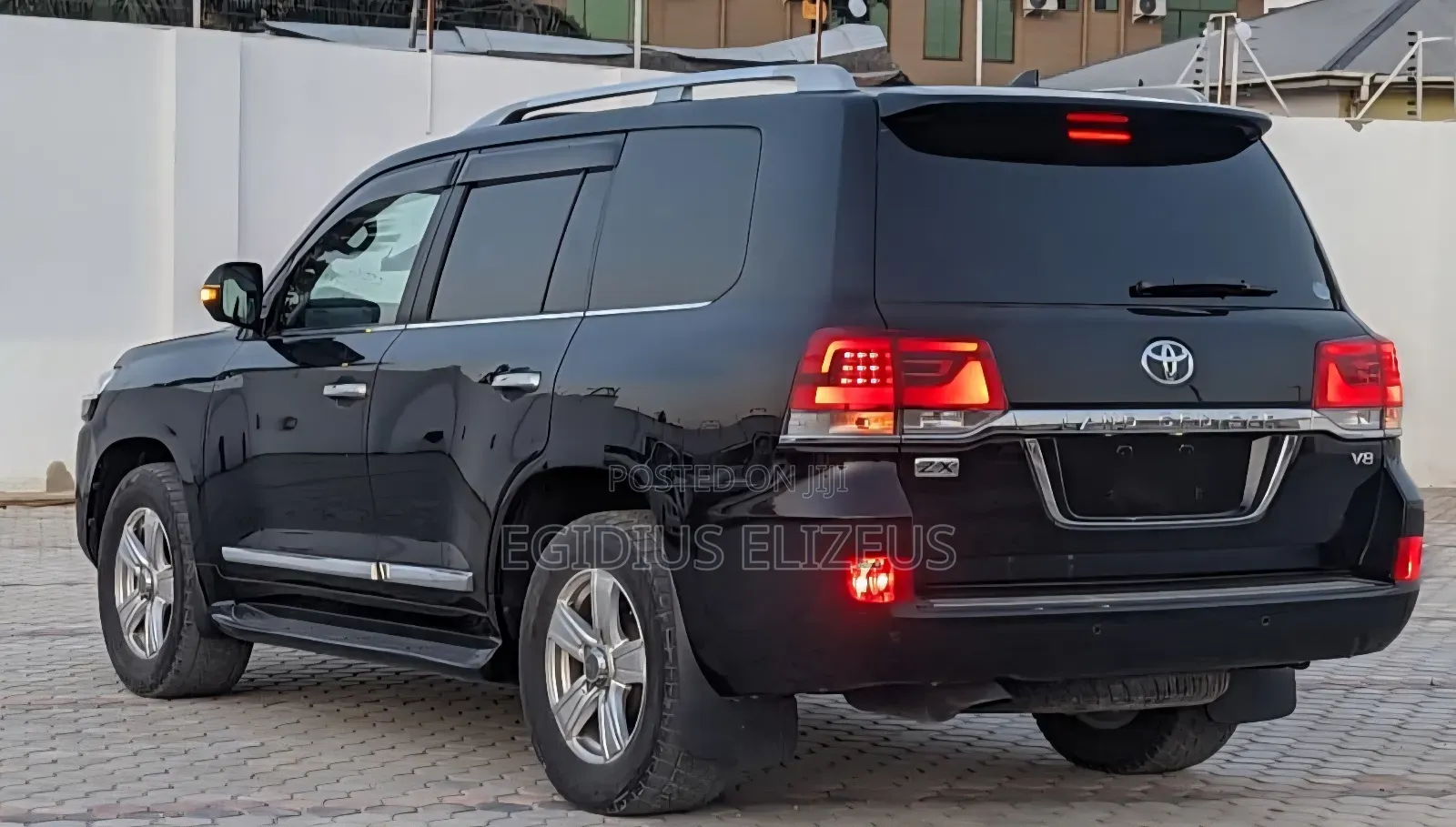Toyota Land Cruiser 2016 Black