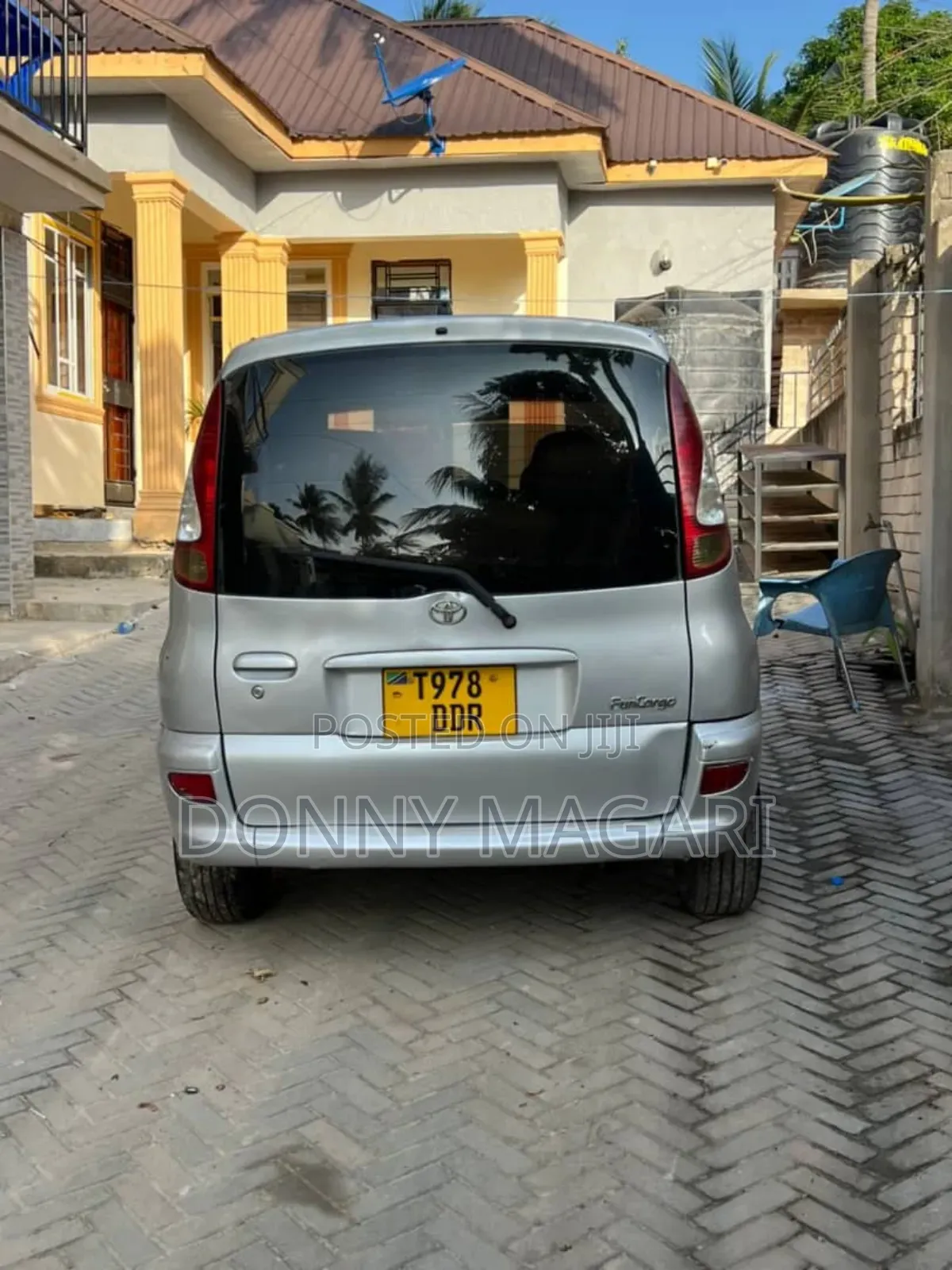 Toyota Fun Cargo 2005 Silver