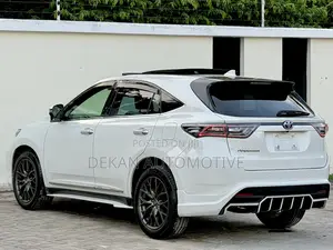 Toyota Harrier 2.0 2015 White