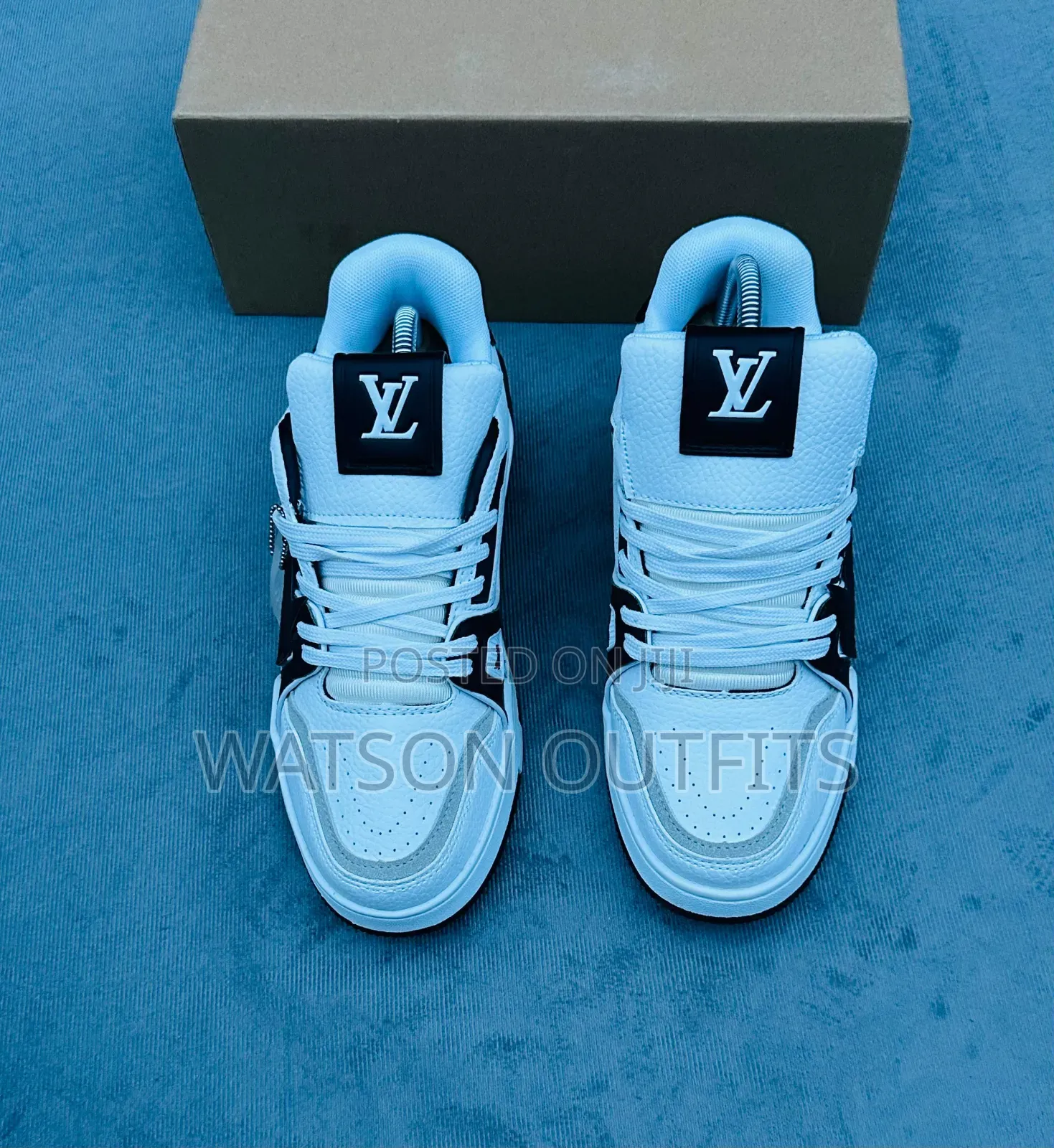 Louis Vuitton Brand New Men's Leather Sneaker Shoes Very Stylish