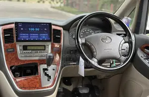 Toyota Alphard 2.4 Petrol FWD 2005 White
