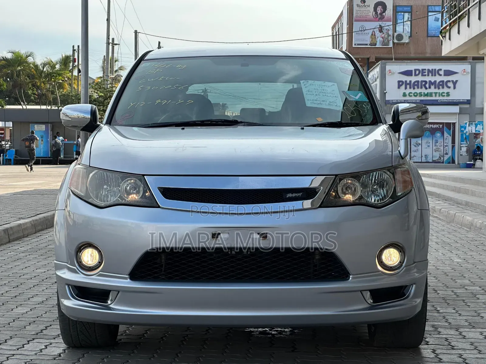 Mitsubishi Outlander 2011 Silver
