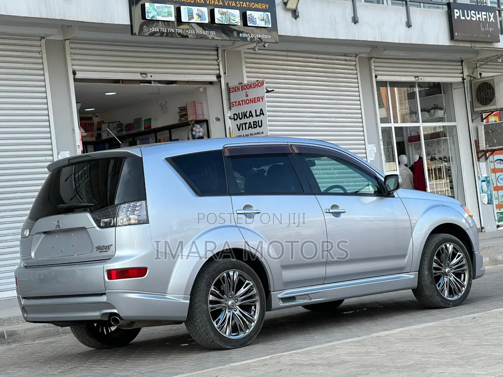 Mitsubishi Outlander 2011 Silver