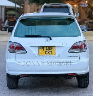 Toyota Harrier 2001 White