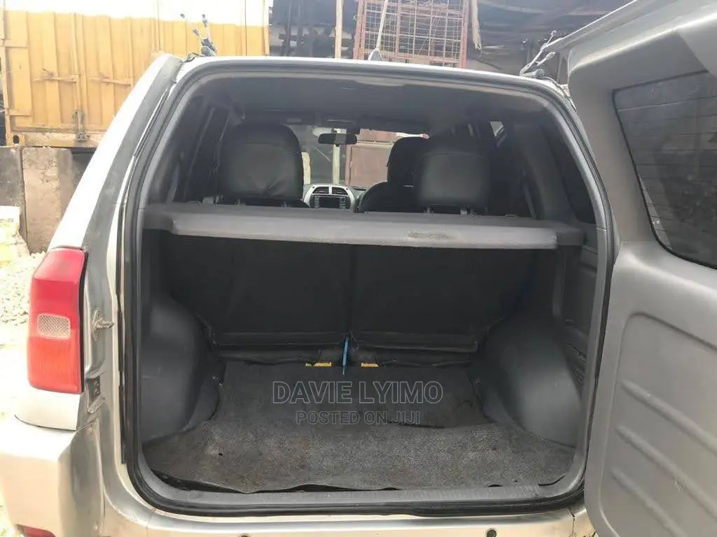 Toyota RAV4 2005 Silver