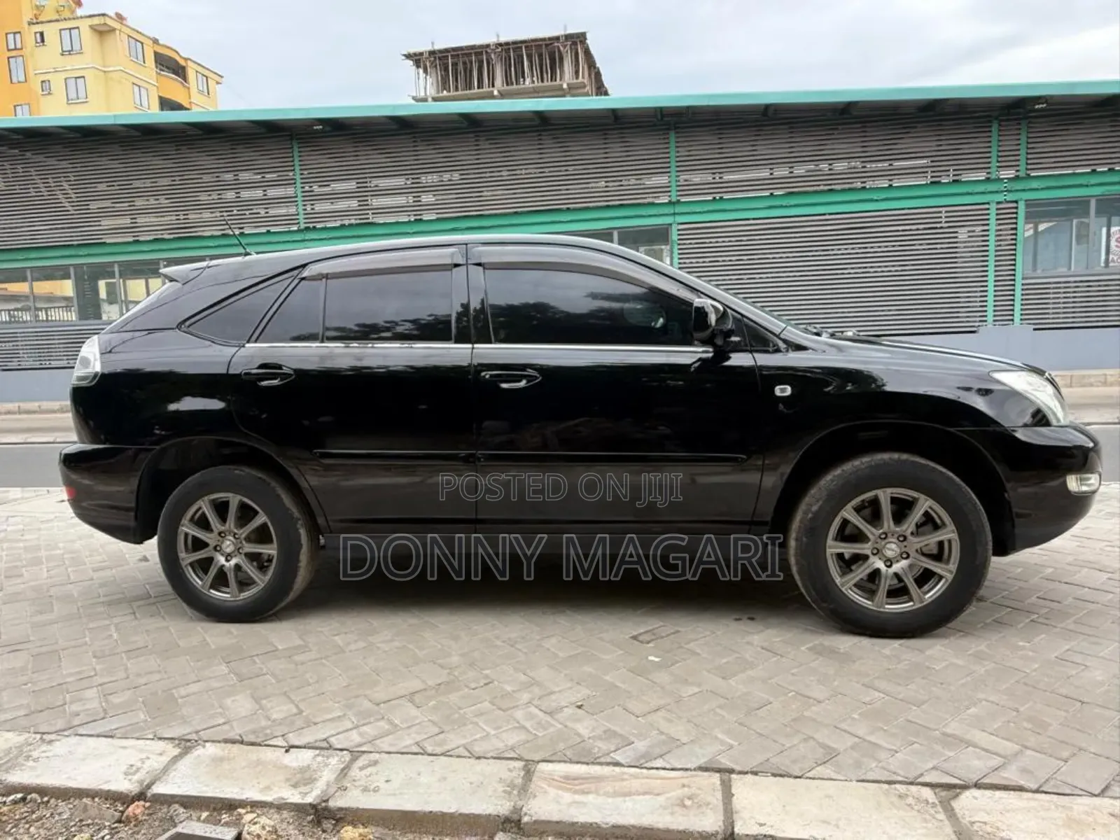 Toyota Harrier 2.4 2004 Black