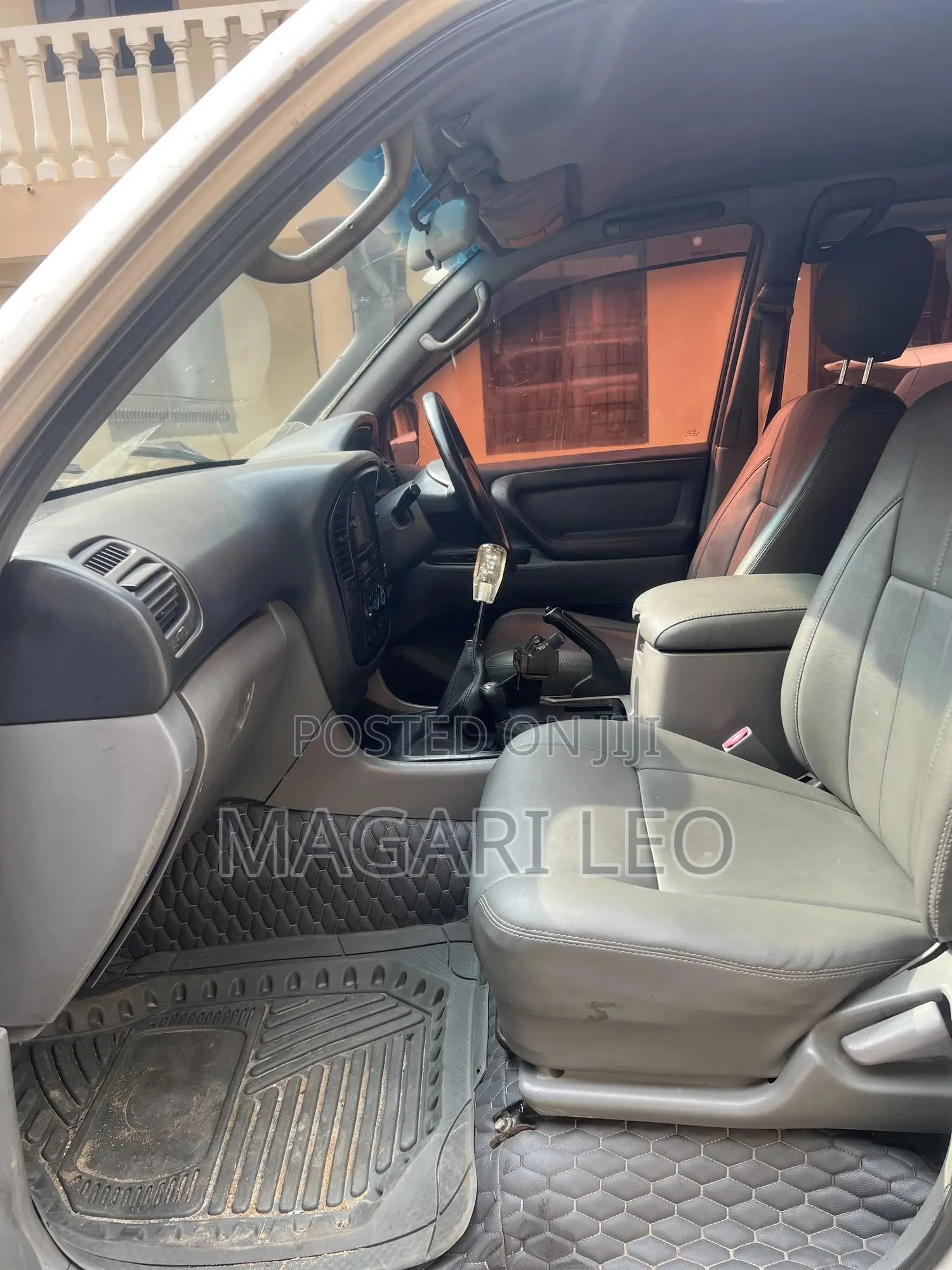 Toyota Land Cruiser 2004 Beige