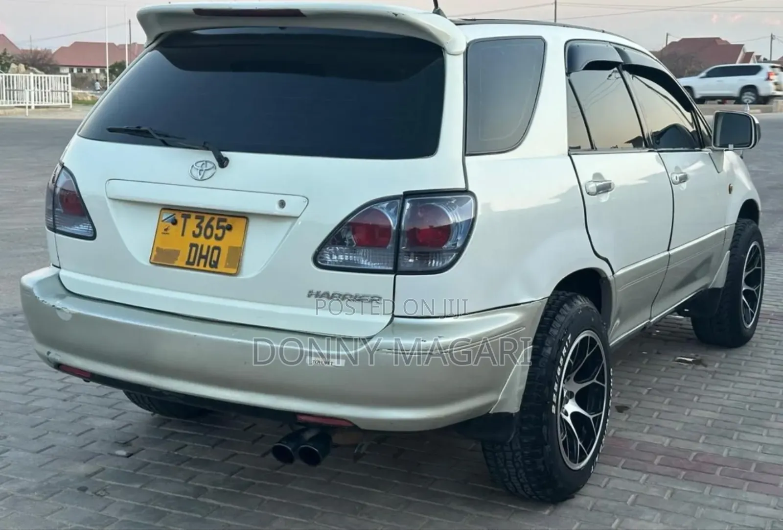 Toyota Harrier 2002 White
