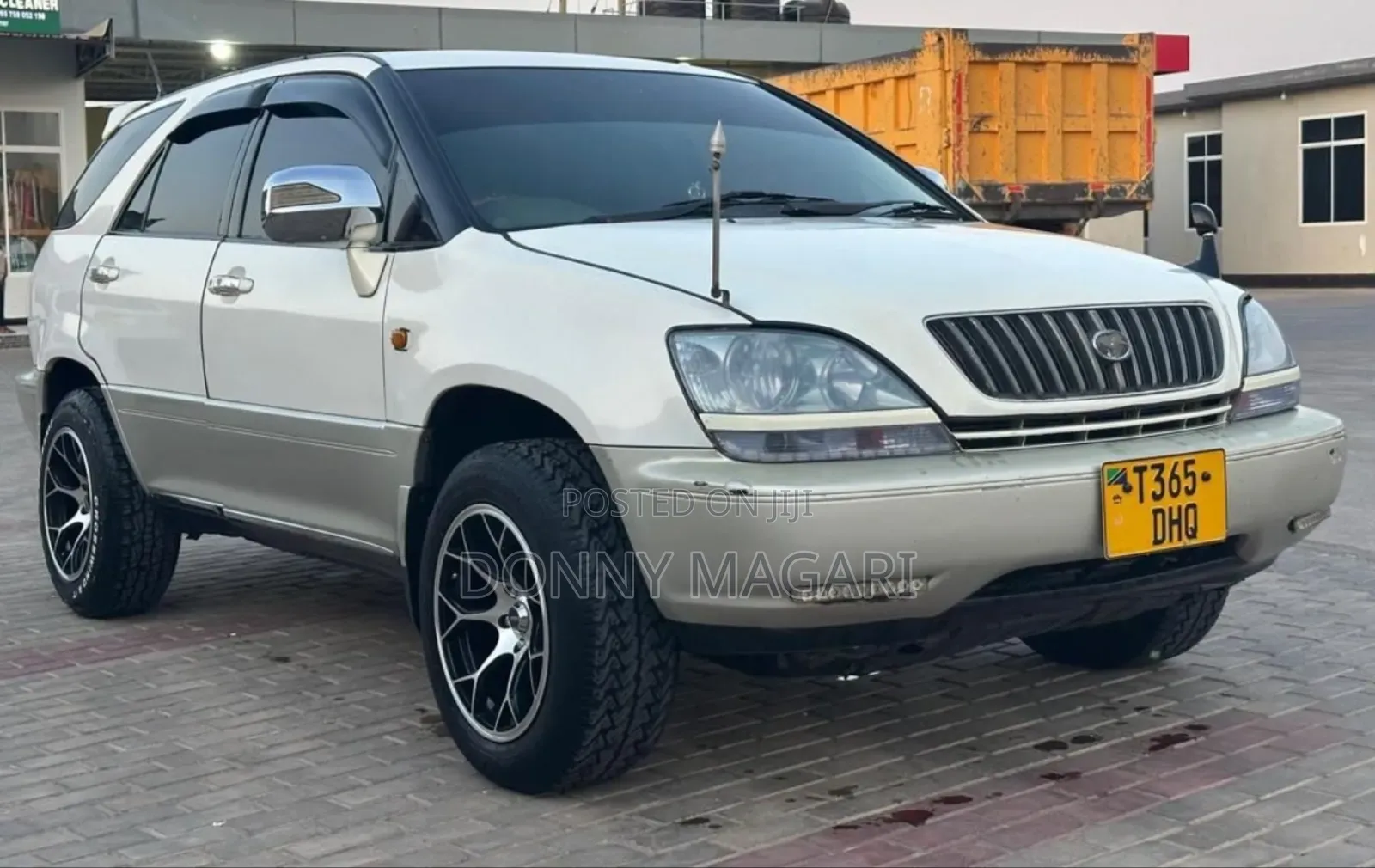 Toyota Harrier 2002 White