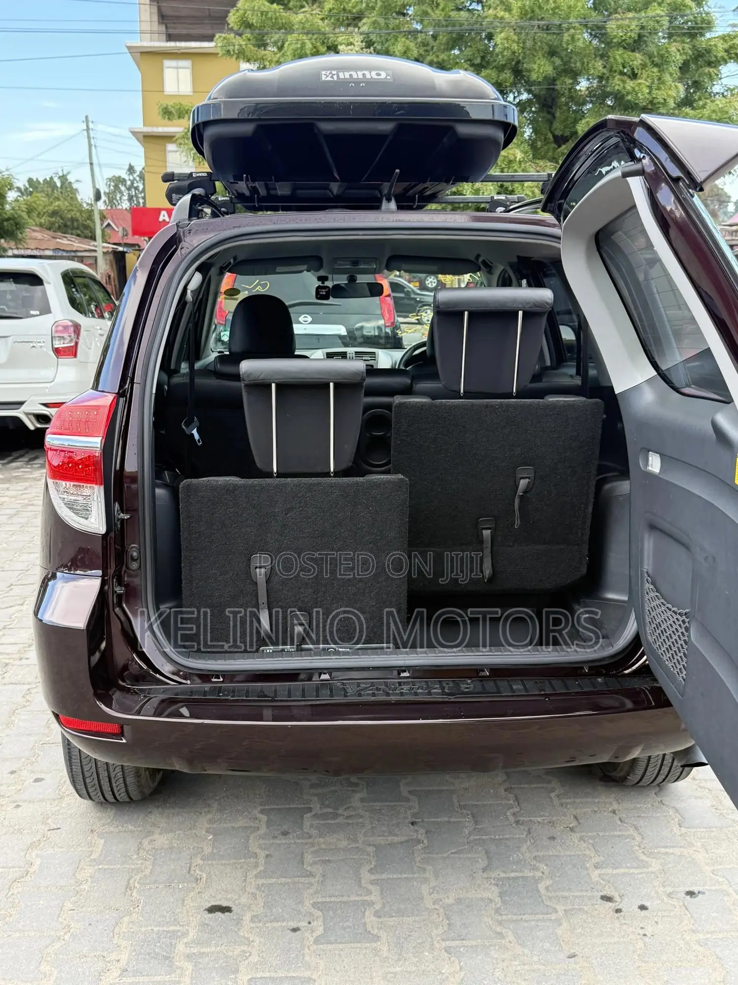 Toyota Vanguard 2010 Black