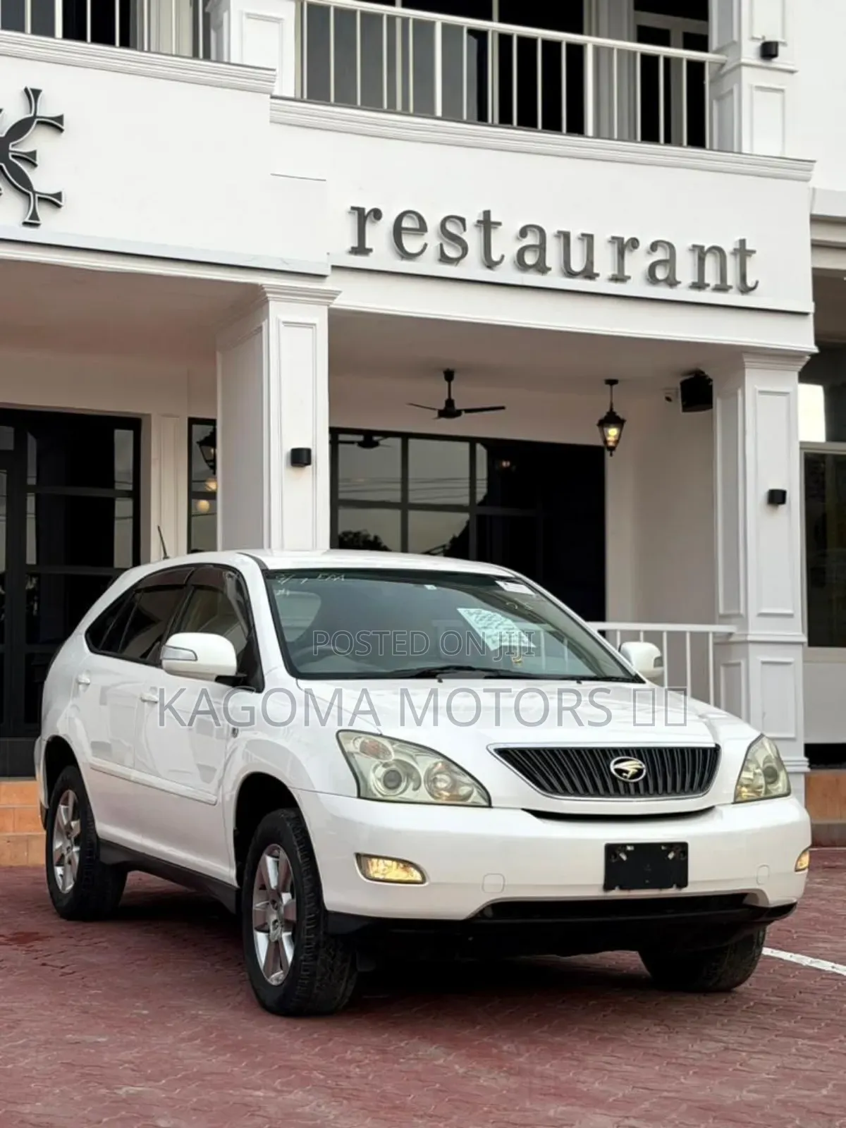 Toyota Harrier 2005 White