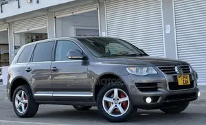 Volkswagen Touareg 2009 Gray