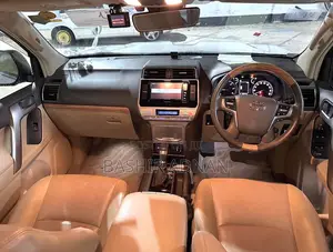 Toyota Land Cruiser Prado 2.8 2021 Pearl