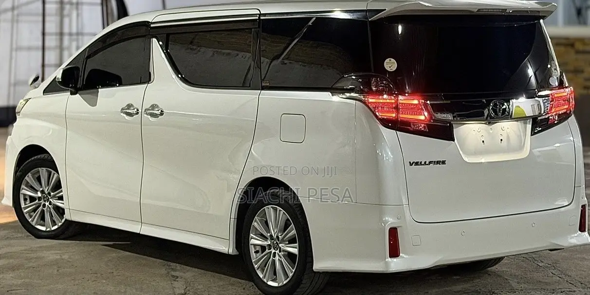Toyota Vellfire 2016 White