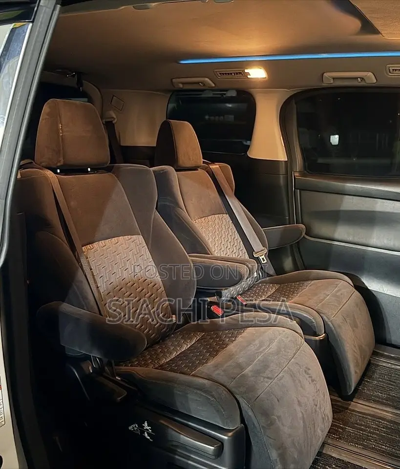 Toyota Vellfire 2016 White