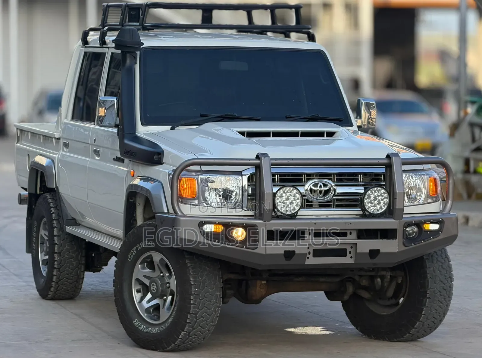 Toyota Land Cruiser 2019 White