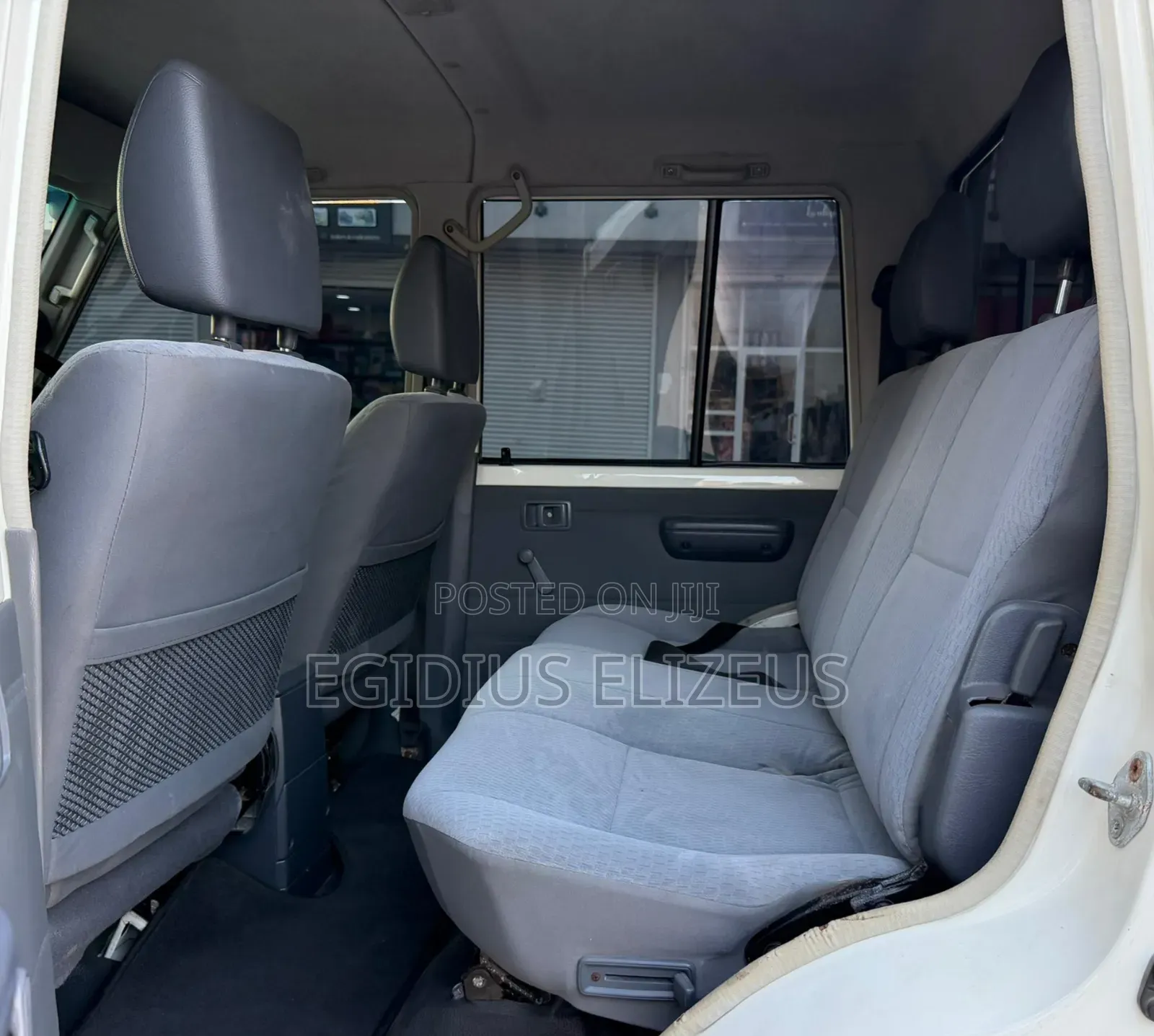 Toyota Land Cruiser 2019 White
