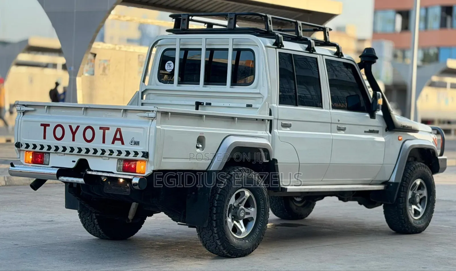 Toyota Land Cruiser 2019 White