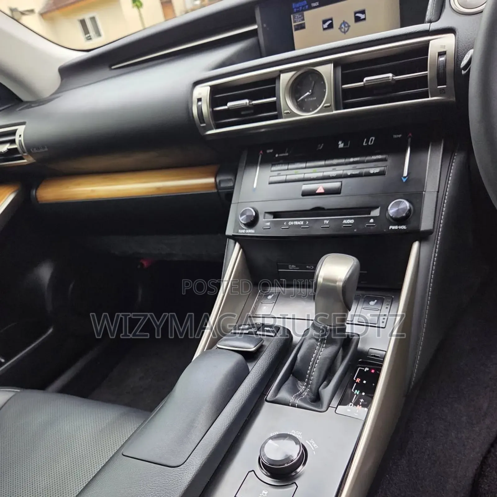 Lexus IS 2013 Silver