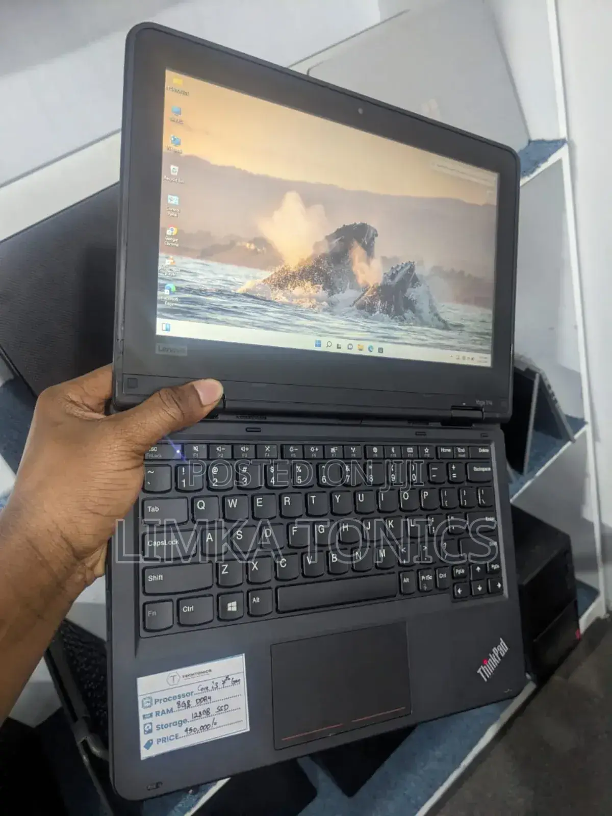 New Laptop Lenovo Yoga 11e 8GB Intel Core i3 SSD 128GB