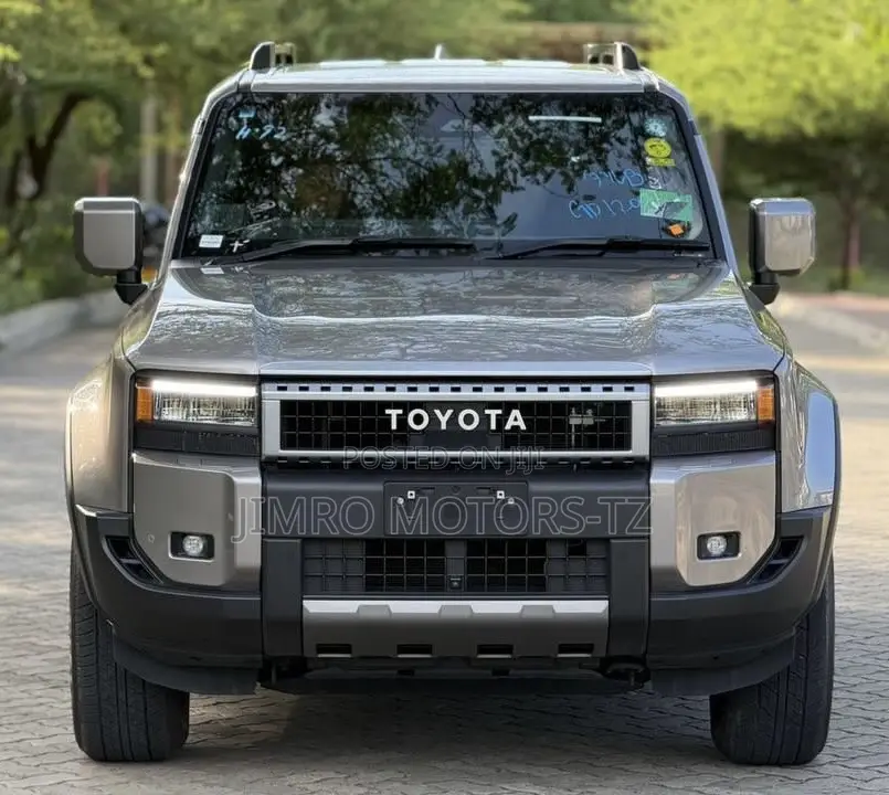 New Toyota Land Cruiser Prado 2025 Gray