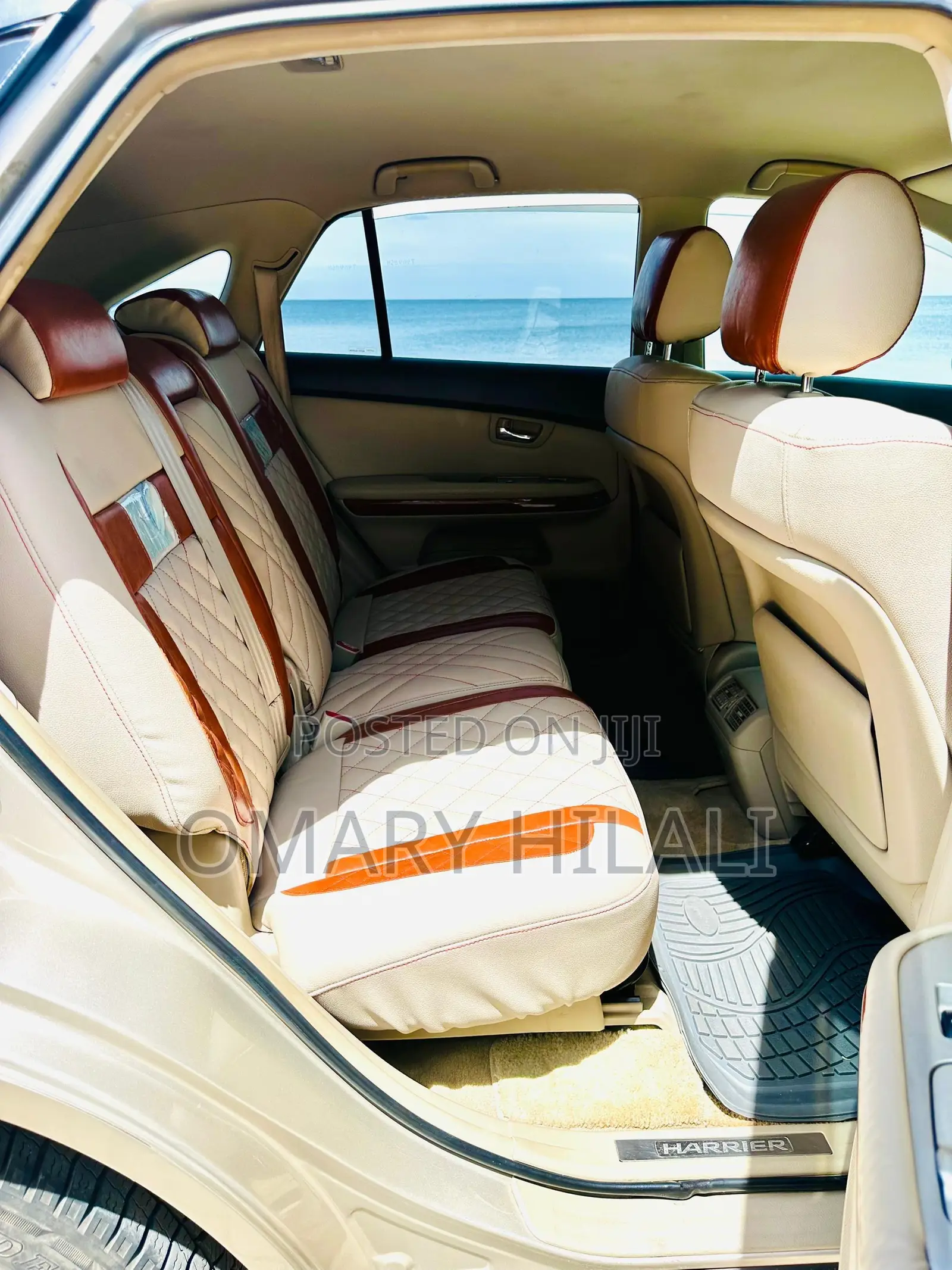 Toyota Harrier 2004 Gold
