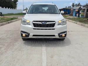 Subaru Forester 2.5i Limited AWD 2016 White