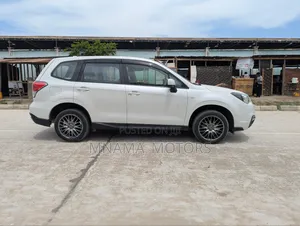 Subaru Forester 2.5i Limited AWD 2016 White