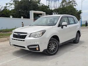 Subaru Forester 2.5i Limited AWD 2016 White