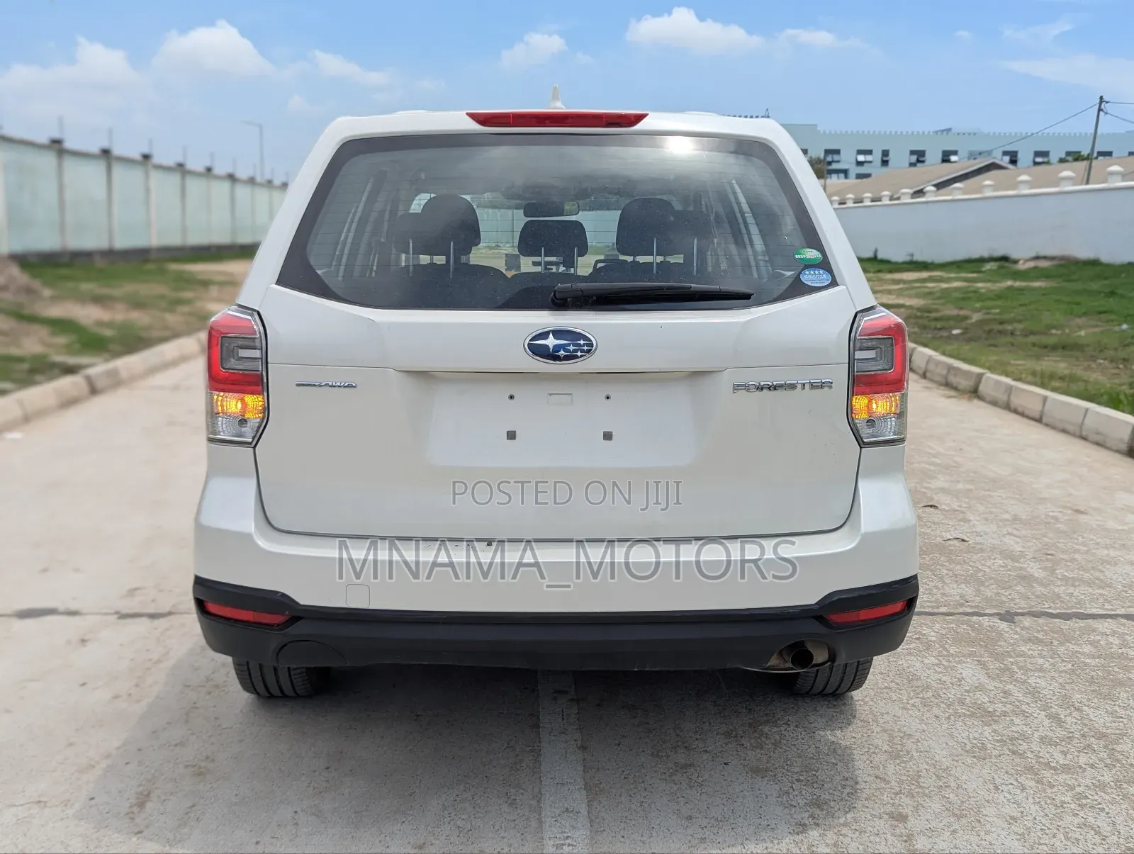 Subaru Forester 2.5i Limited AWD 2016 White