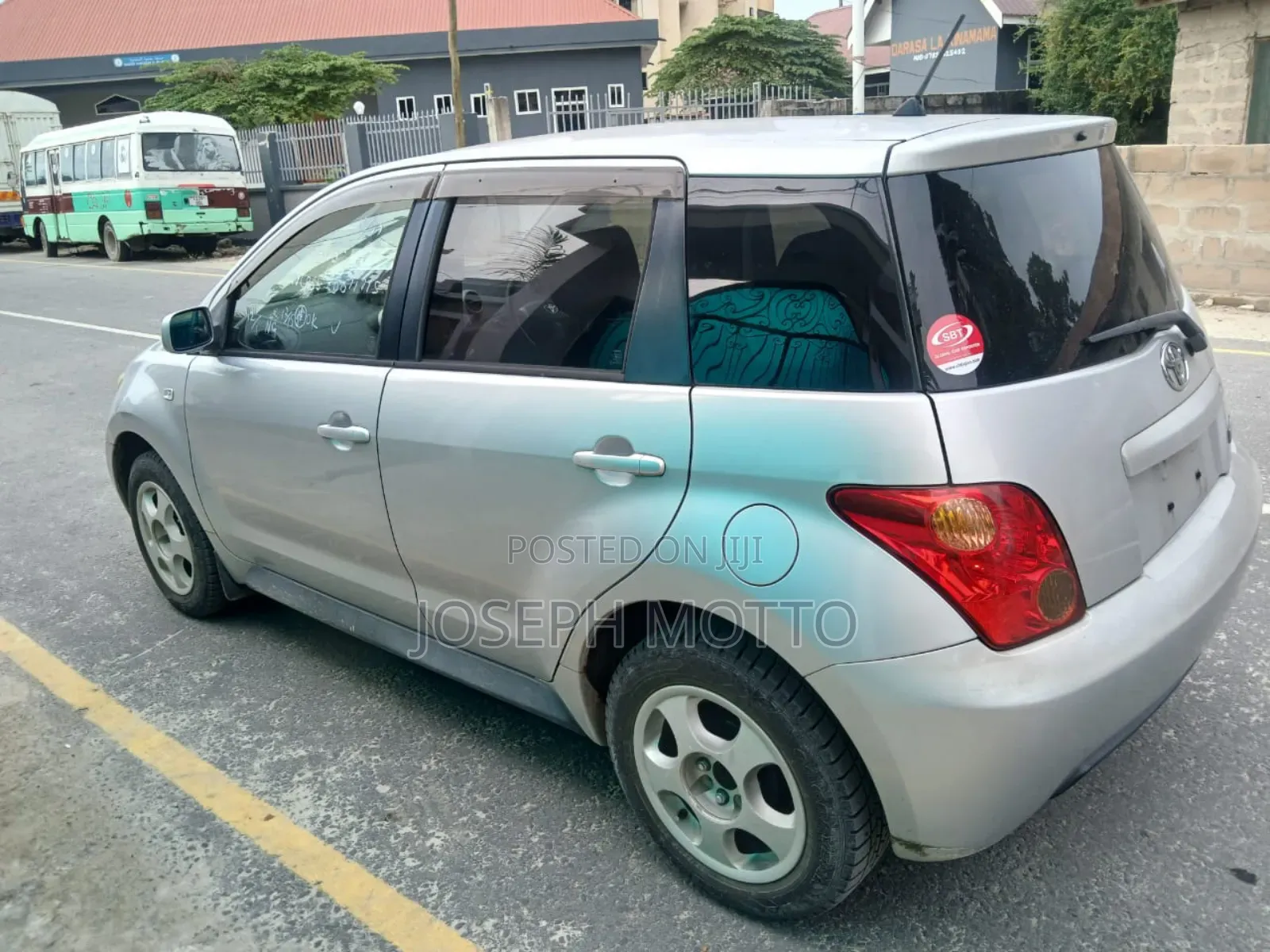 Toyota IST 2005 Silver