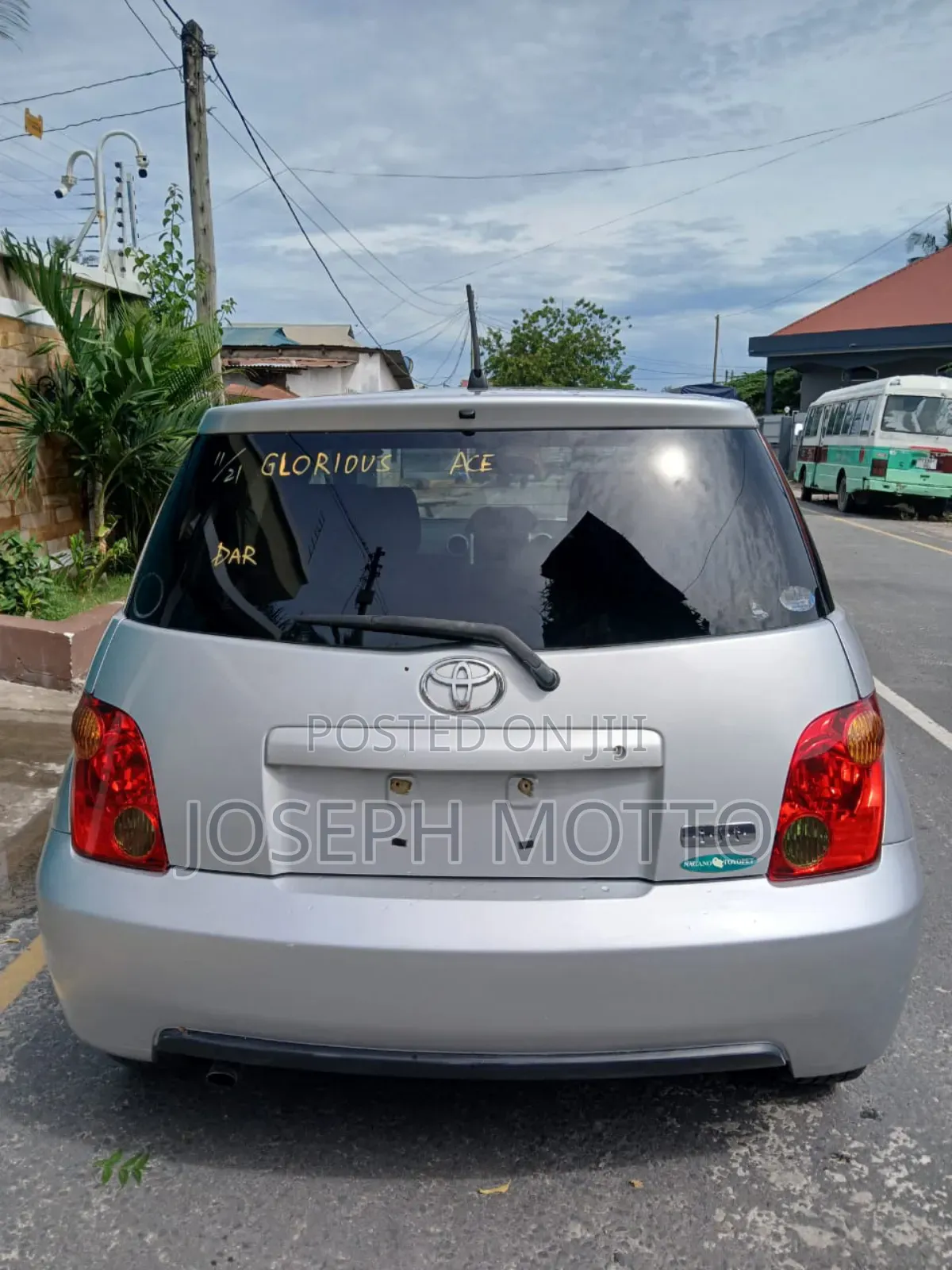 Toyota IST 2005 Silver