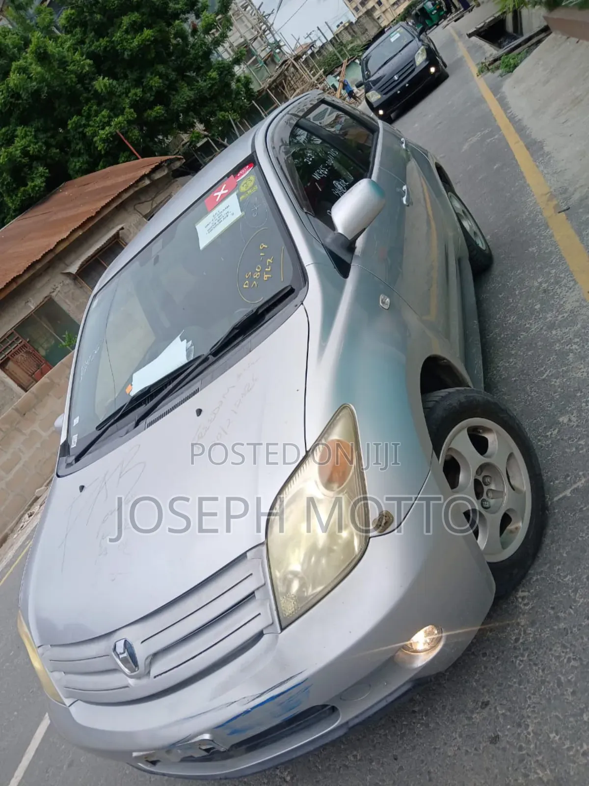 Toyota IST 2005 Silver