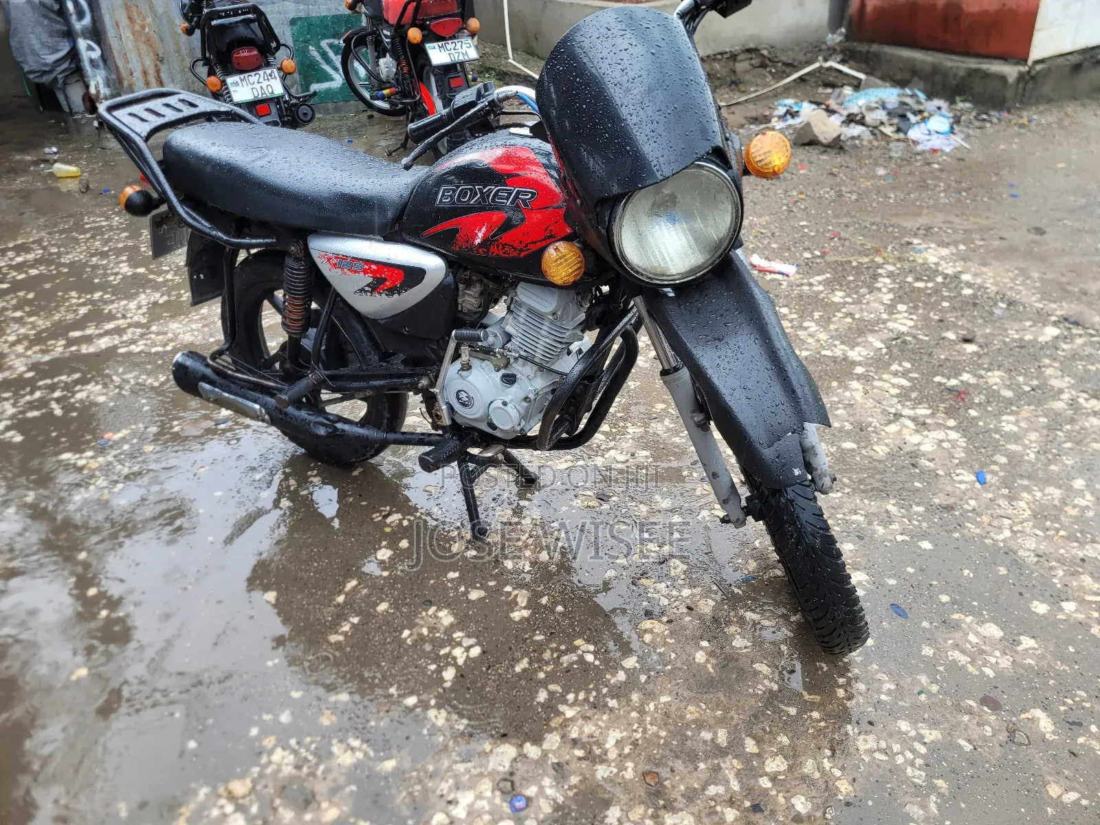 Bajaj Boxer X125 2025 Black