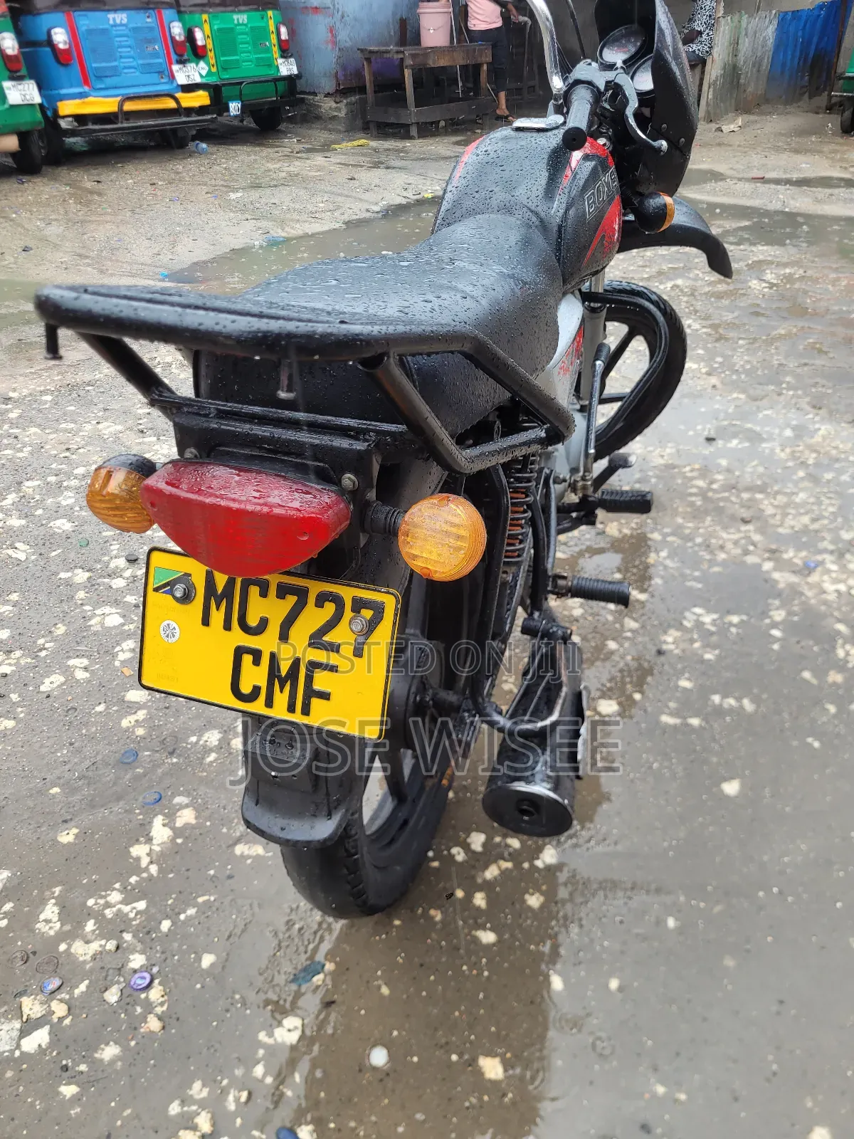 Bajaj Boxer X125 2025 Black