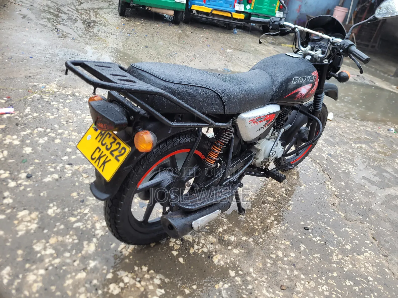 Bajaj Boxer 150 UG 2025 Black