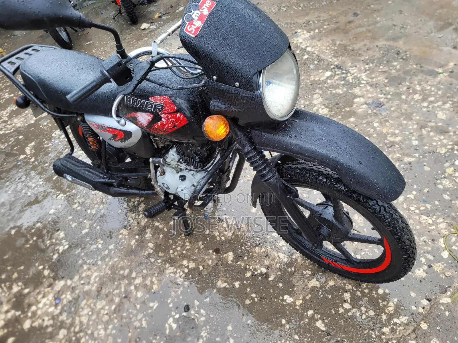 Bajaj Boxer 150 UG 2025 Black
