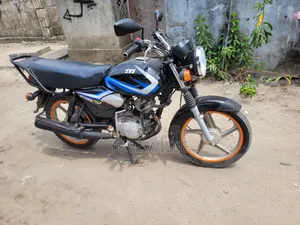 TVS HLX 125 2025 Blue