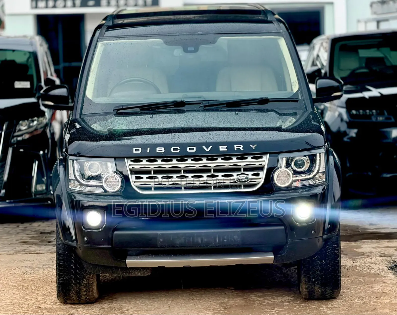 Land Rover Discovery 2016 Black