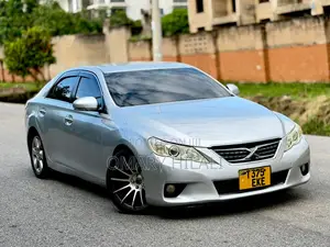 Toyota Mark X 2013 Silver