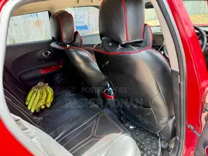 Nissan Juke 2011 Red
