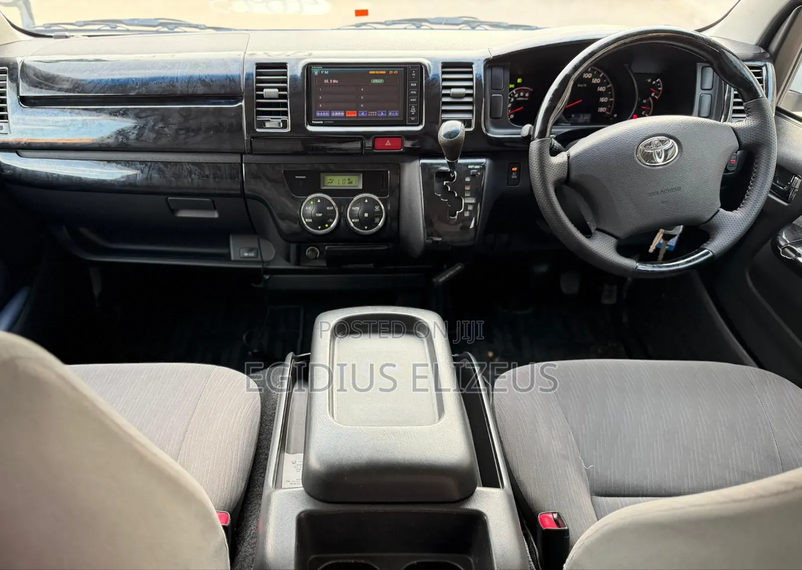 Toyota HiAce 2012 White