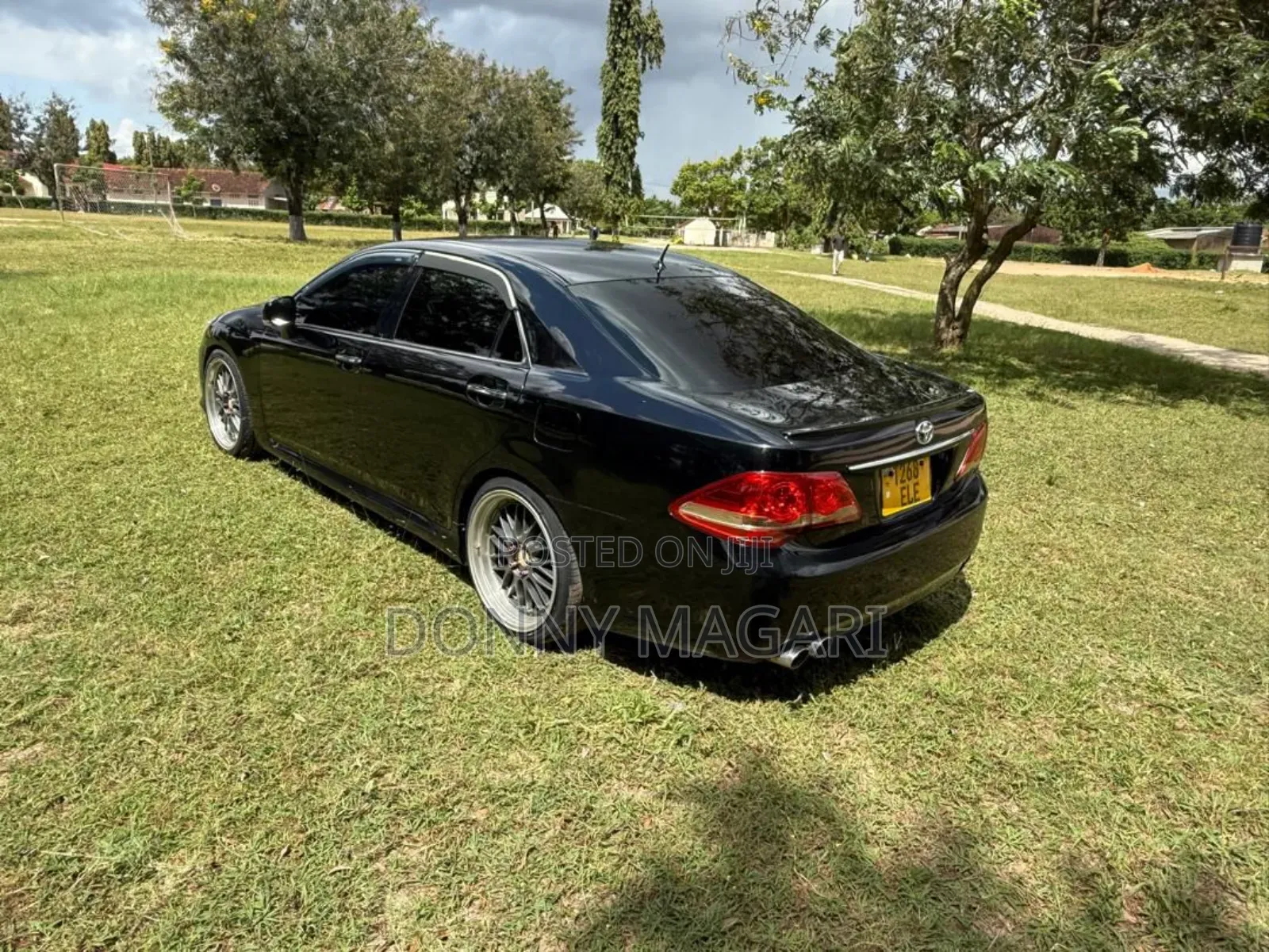 Toyota Crown 2009 Black
